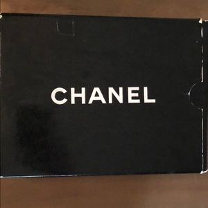 **SOLD**Chanel zippped wallet/organizer